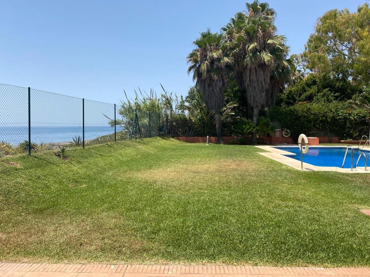 apartamento playa privada Torre Del Mar Bagian luar foto