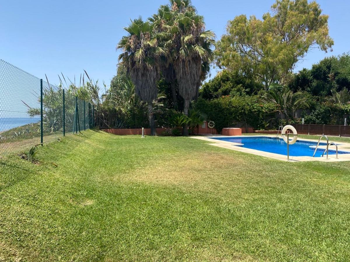 apartamento playa privada Torre Del Mar Bagian luar foto